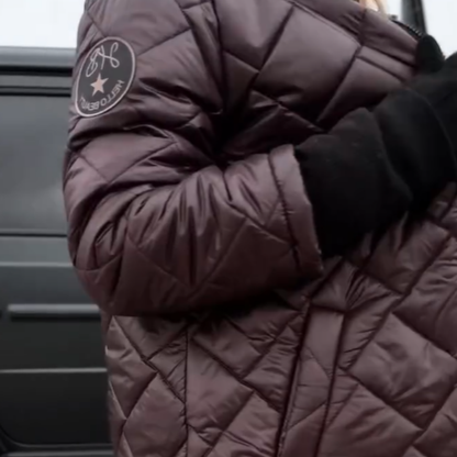 Bianka – Elegancka Kurtka Puchowa z Kapturem